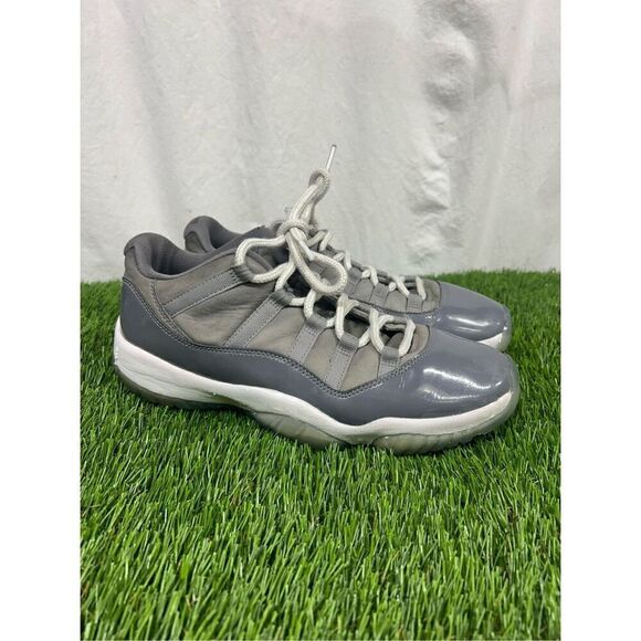 Jordan 11 Retro Low Cool‎ Grey 2018 Sz 9 528895-003 - Picture 1 of 8
